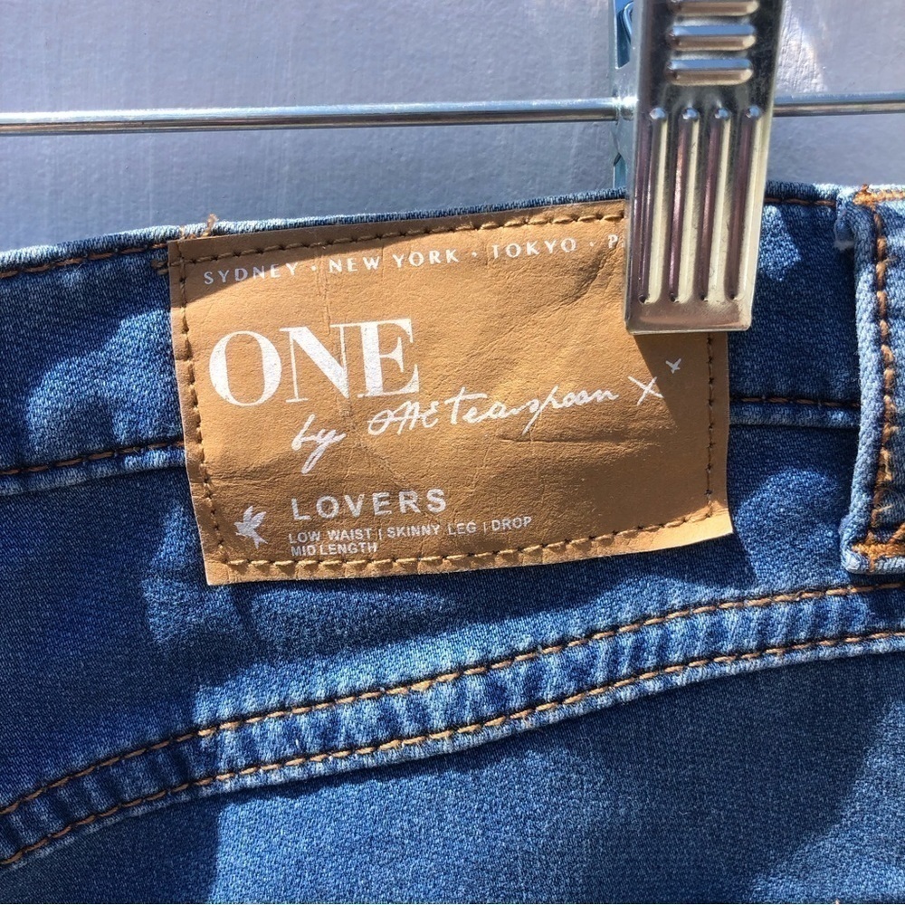 One Teaspoon Lovers Denim Jean Shorts Button Fly Size 28 - Picture 9 of 10